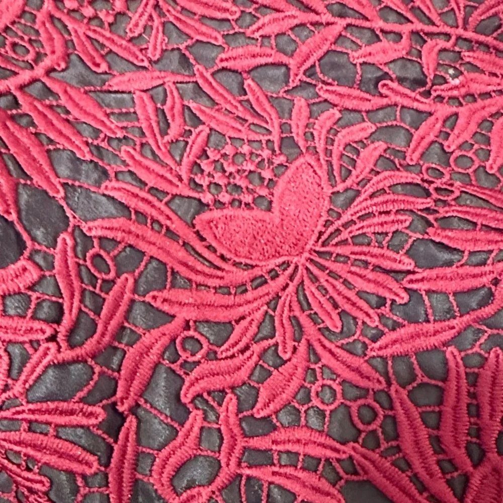 JARIYA Medium CROCHET BACKLESS DRESSS - Picture 11 of 13